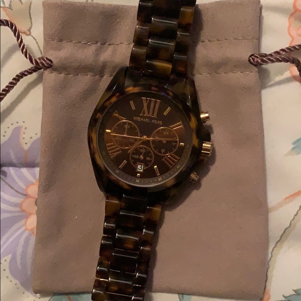 MK 5839 watch
